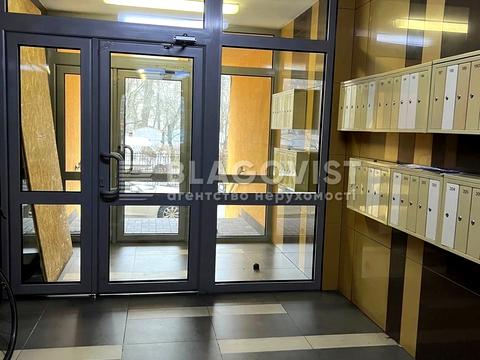 квартира за адресою Регенераторна вул., 4к2