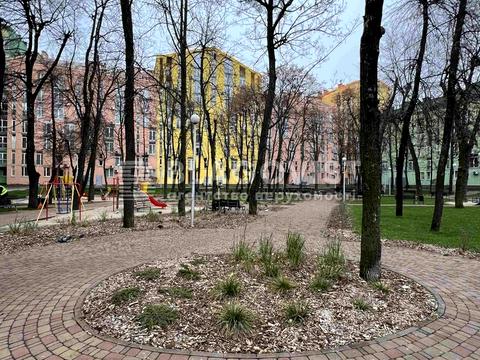 квартира за адресою Регенераторна вул., 4к2