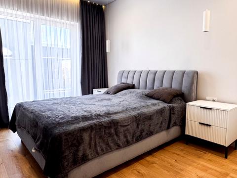 будинок за адресою Грушевського