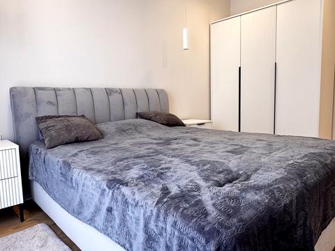 будинок за адресою Грушевського