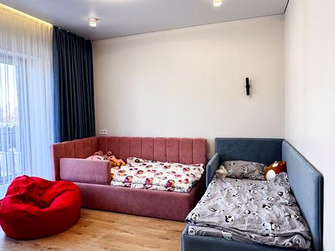 будинок за адресою Грушевського