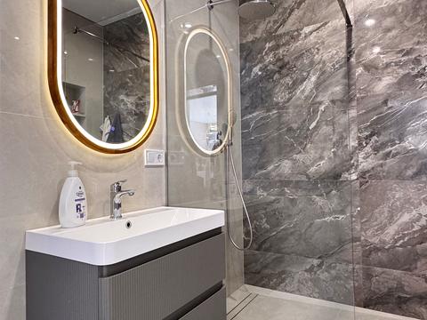 будинок за адресою Грушевського