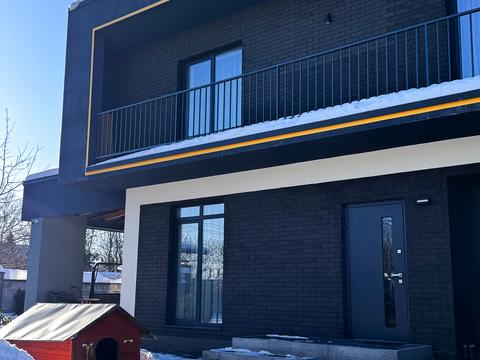 будинок за адресою Грушевського