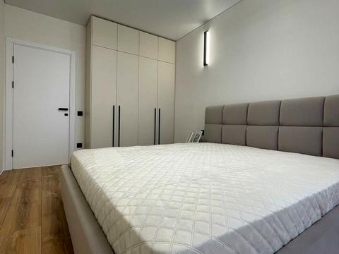 квартира за адресою Приозерна вул., 42