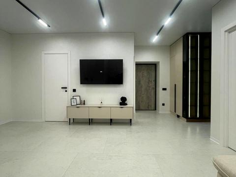 квартира за адресою Приозерна вул., 42