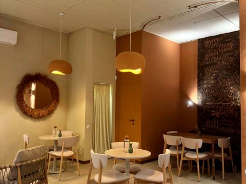 коммерческая по адресу Літературна ул. (Чехова), 7/1