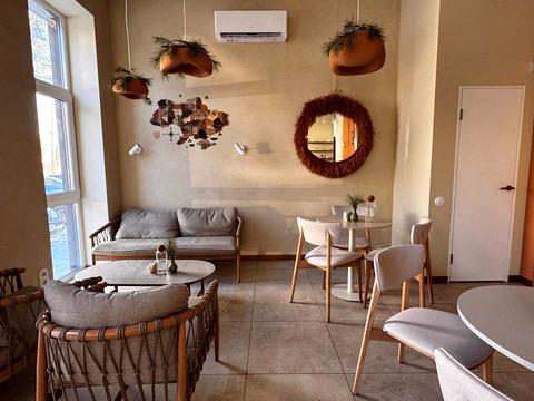 коммерческая по адресу Літературна ул. (Чехова), 7/1