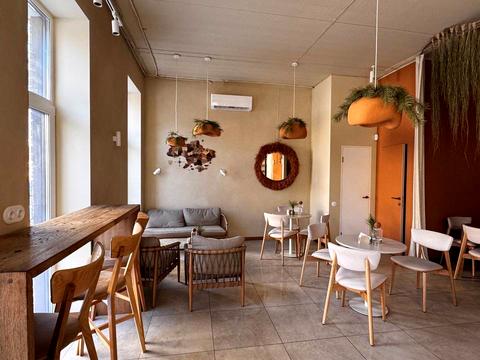 коммерческая по адресу Літературна ул. (Чехова), 7/1