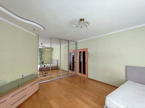 квартира за адресою Плугова вул., 10а