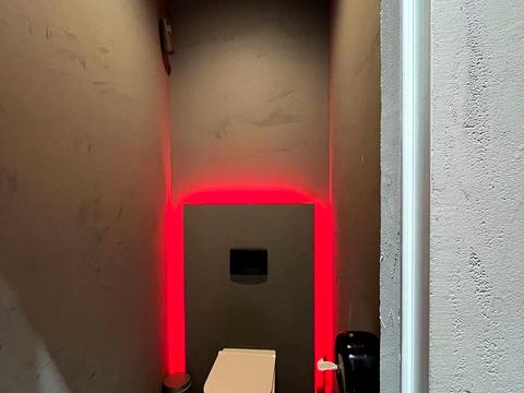 комерційна за адресою Пилипа Орлика просп. (Ілліча), 18