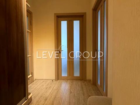 квартира за адресою В'ячеслава Чорновола вул., 27