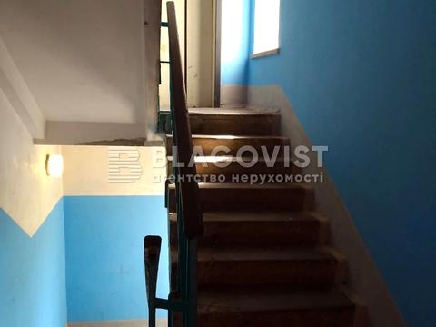 квартира за адресою Велика Кільцева вул., 8