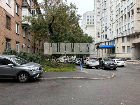 комерційна за адресою Миколи Міхновського бульв. (Дружби народів), 18/7