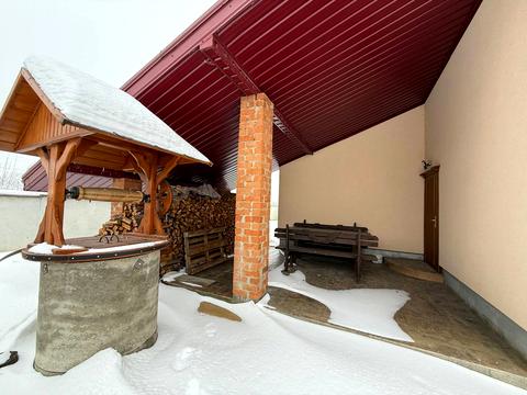 будинок за адресою с. Микитинці, Юності вул., 120