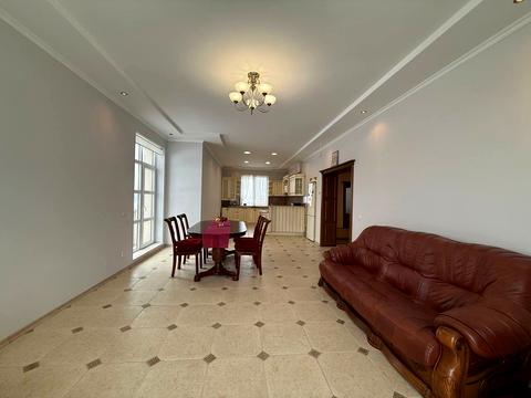 будинок за адресою с. Микитинці, Юності вул., 120