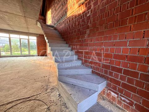 будинок за адресою Леоніда Каденюка вул., 99