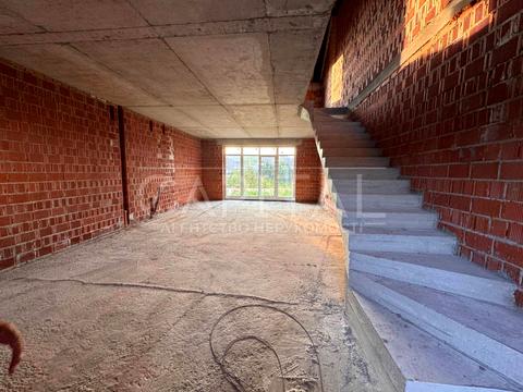 будинок за адресою Леоніда Каденюка вул., 99