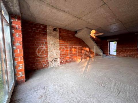 будинок за адресою Леоніда Каденюка вул., 99