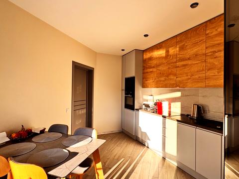 квартира за адресою В'ячеслава Чорновола просп. (), 77