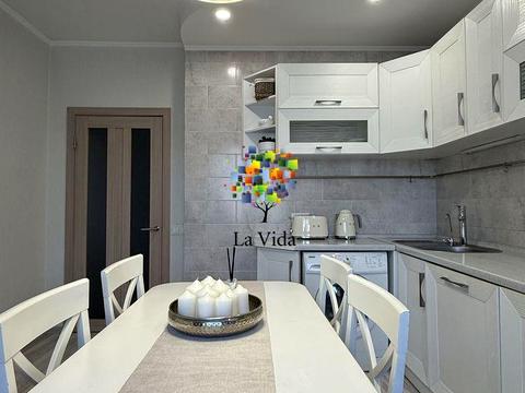 квартира за адресою В'ячеслава Чорновола вул., 27