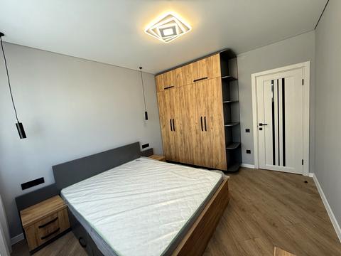 квартира за адресою Героїв Крут вул., 8