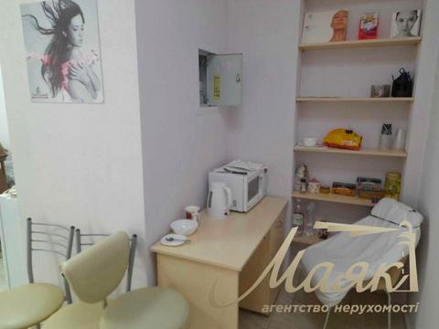 комерційна за адресою Антоновича вул. (Горького), 47/12