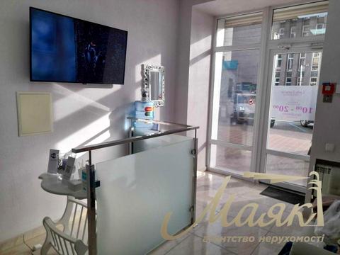 комерційна за адресою Антоновича вул. (Горького), 47/12