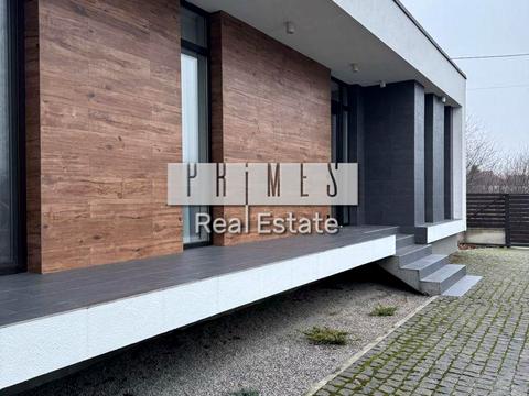 будинок за адресою Парникова вул.