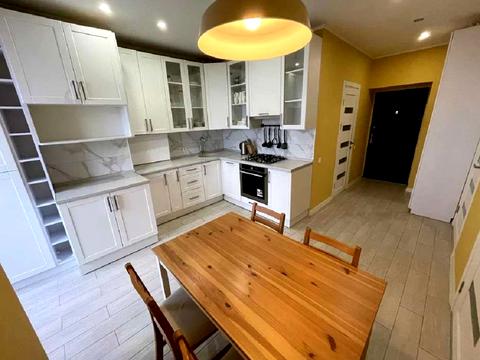 квартира за адресою Академіка Шалімова вул., 65