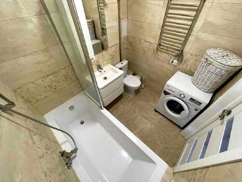 квартира за адресою Академіка Шалімова вул., 65