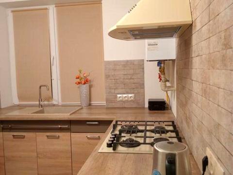 будинок за адресою Ясна вул., 12