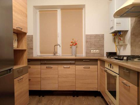 будинок за адресою Ясна вул., 12