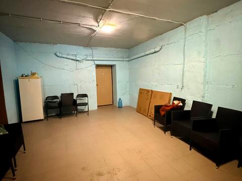 комерційна за адресою Мінеральна, 7