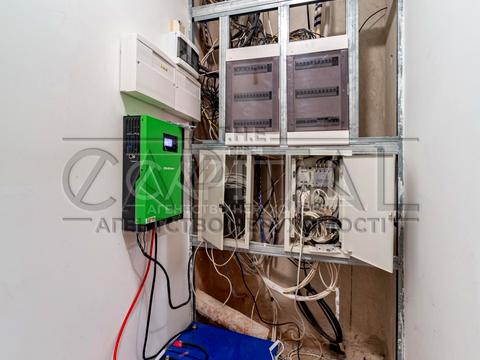 будинок за адресою Патріарха Володимира Романюка вул. (Жовтнева), 1