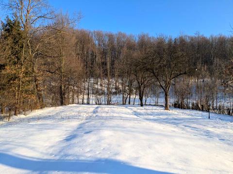 участок по адресу 