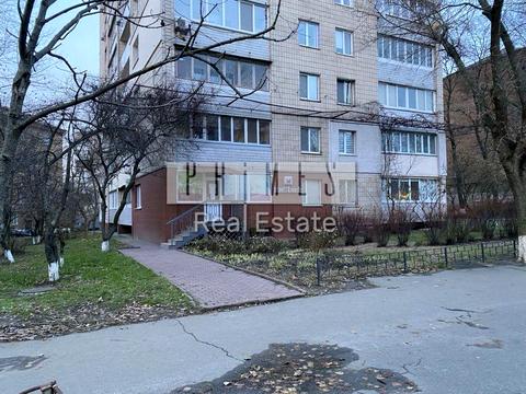 коммерческая по адресу Героїв Оборони ул., 5