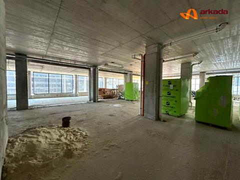 комерційна за адресою Південний бульв., 42