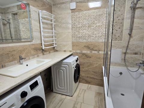 квартира за адресою Героїв Миколаєва вул., (Будинок 5)