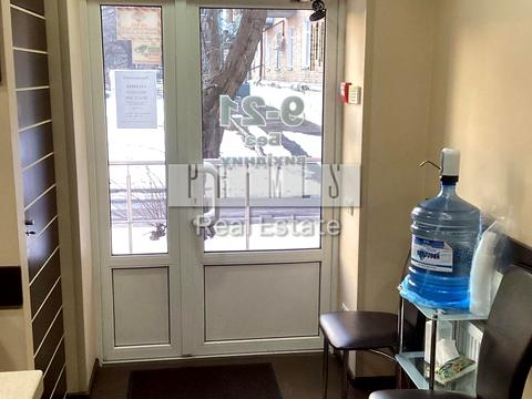 комерційна за адресою Київ, Берестейський просп. (Перемоги), 17