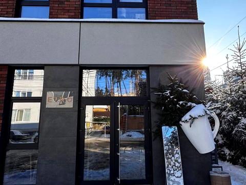 коммерческая по адресу Літературна ул. (Чехова), 7/1