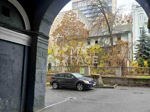 коммерческая по адресу Саксаганского ул., 4б