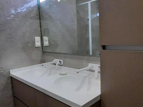 квартира по адресу Угорская ул., (Будинок 8)