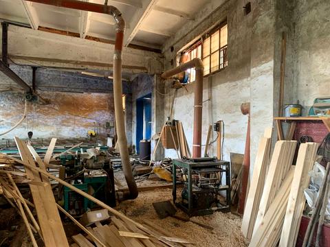 комерційна за адресою Височана, 17