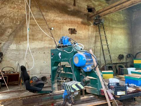 комерційна за адресою Височана, 17