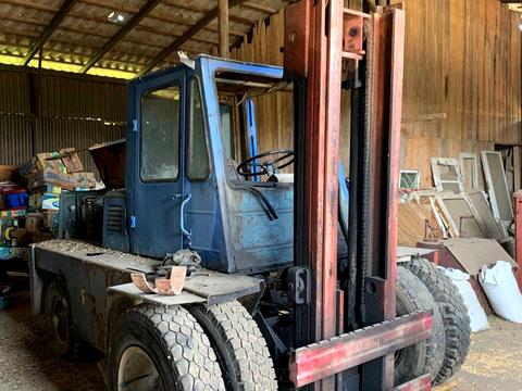 комерційна за адресою Височана, 17