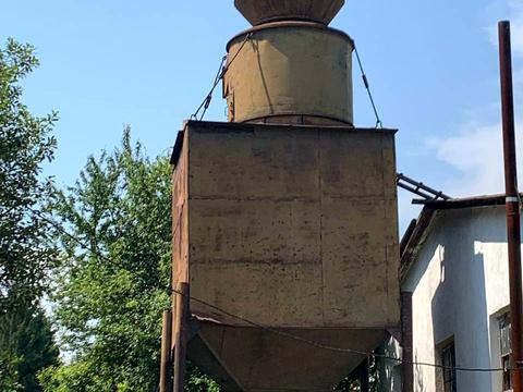 комерційна за адресою Височана, 17