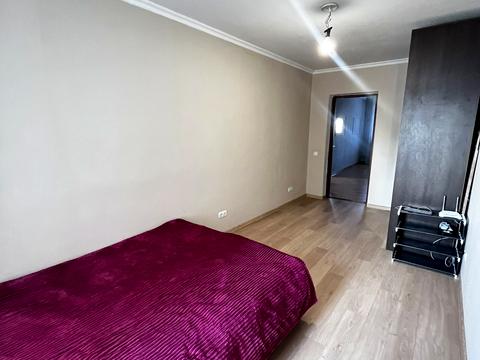 квартира за адресою В'ячеслава Чорновола вул., 17