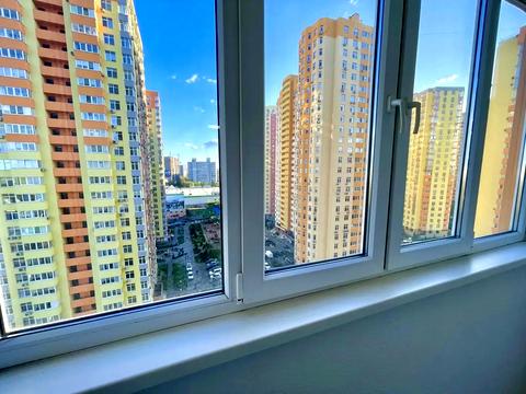 квартира за адресою Сім'ї Кульженків вул. (Петра Дегтяренка), 37