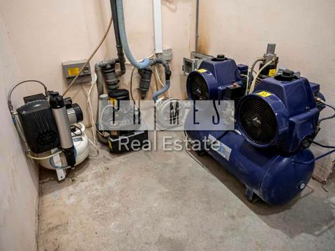 комерційна за адресою Голосіївський просп. (40-річчя Жовтня), 95-А