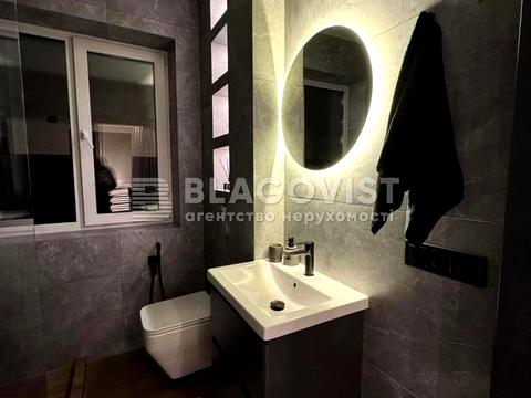 будинок за адресою Виноградна вул.